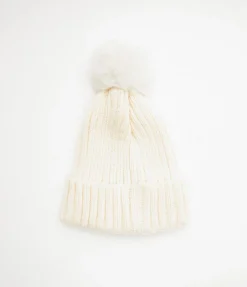 Cappello con pon pon