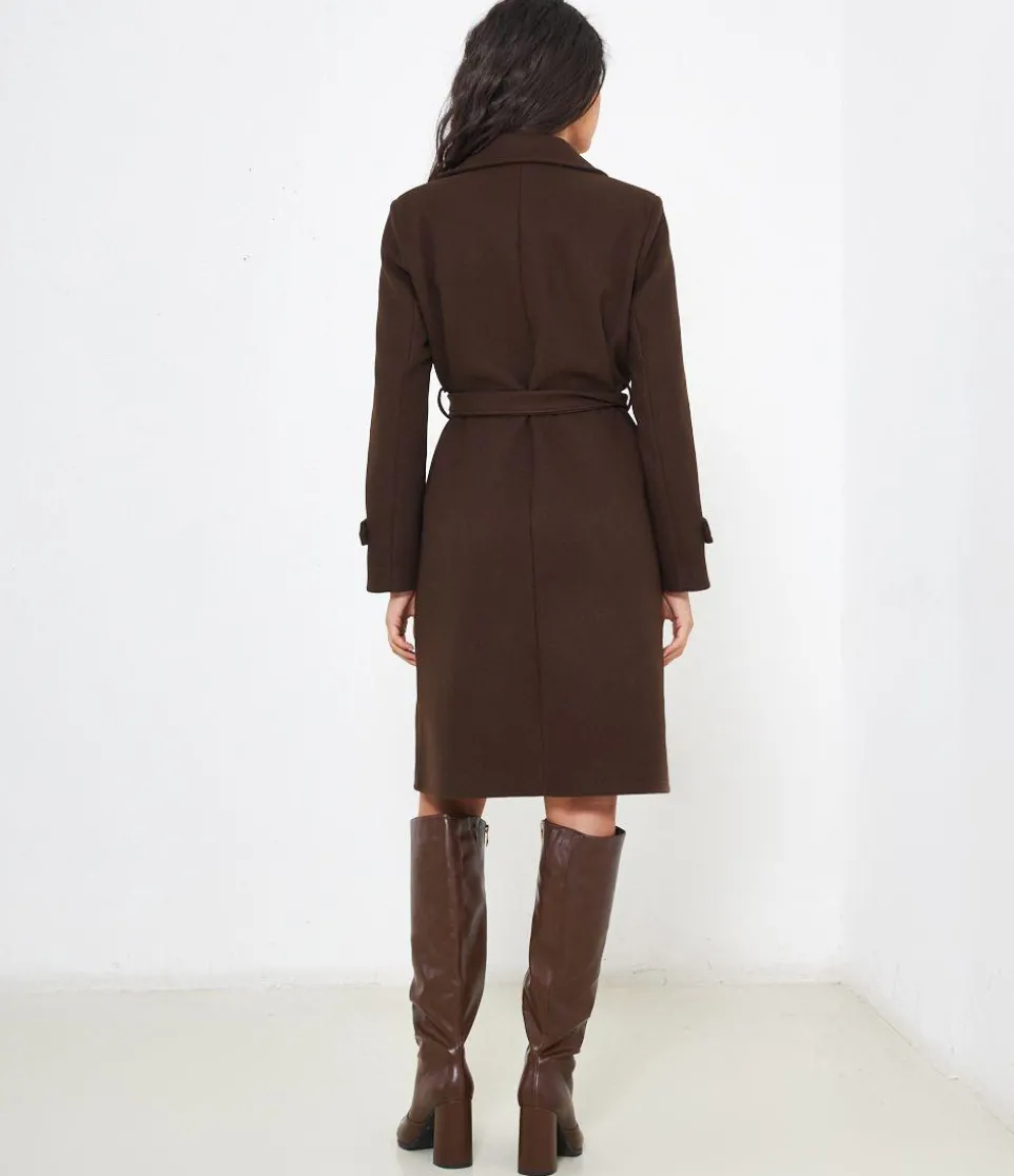 Cappotto midi con cintura