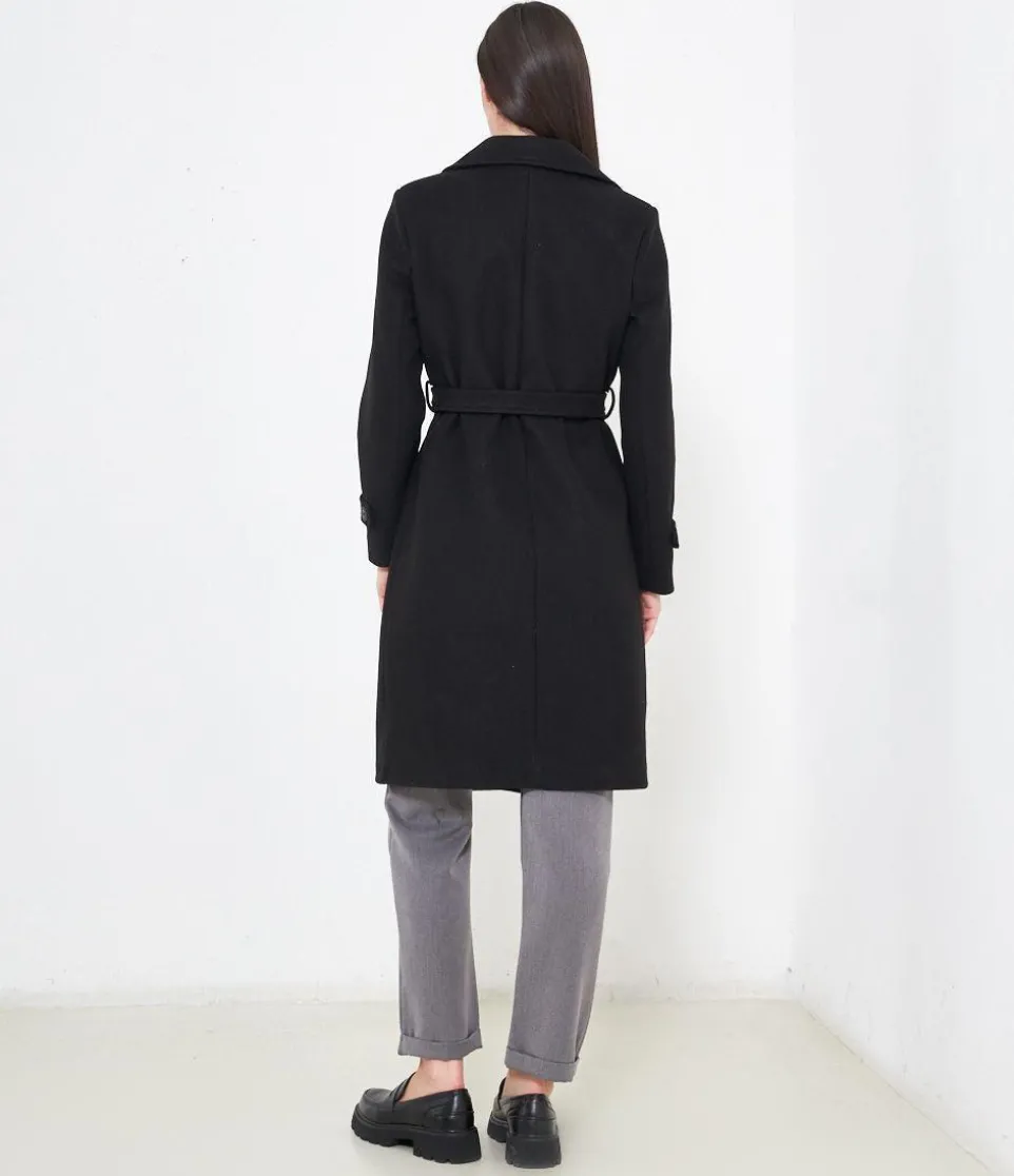 Cappotto midi con cintura