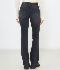 Jeans modello flare