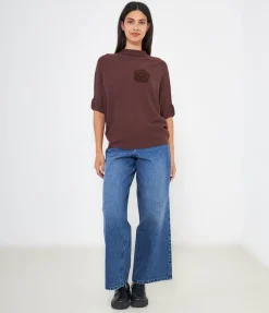 Maglia con fiore ricamato