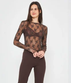 Maglia in microrete ricamata