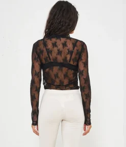 Maglia in microrete ricamata