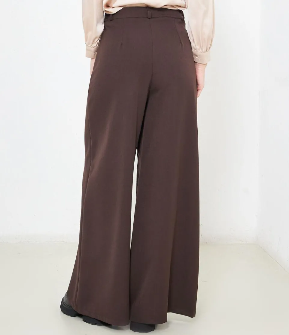 Pantaloni a gamba larga