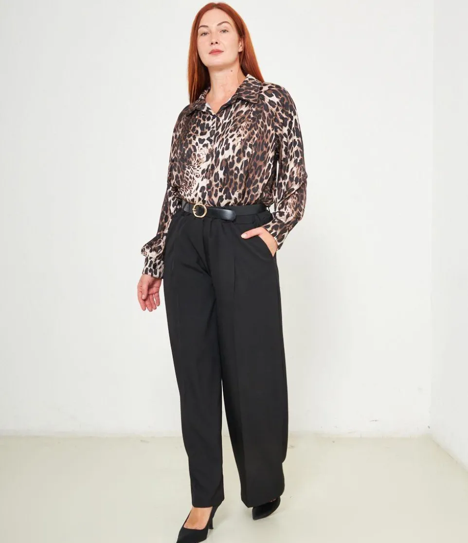 Pantaloni con cintura