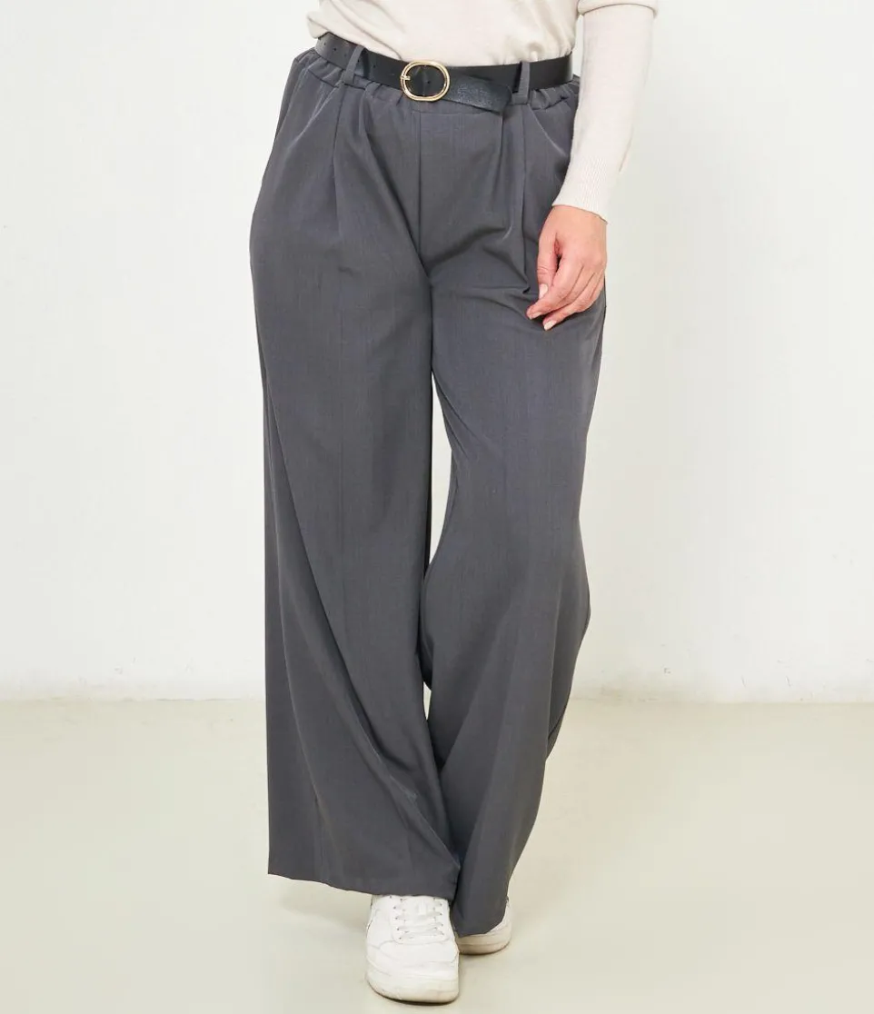Pantaloni con cintura