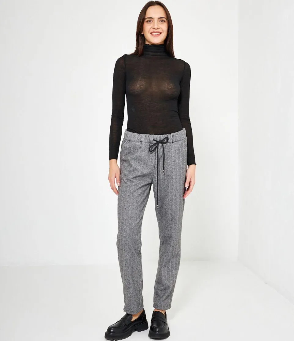 Pantaloni con coulisse