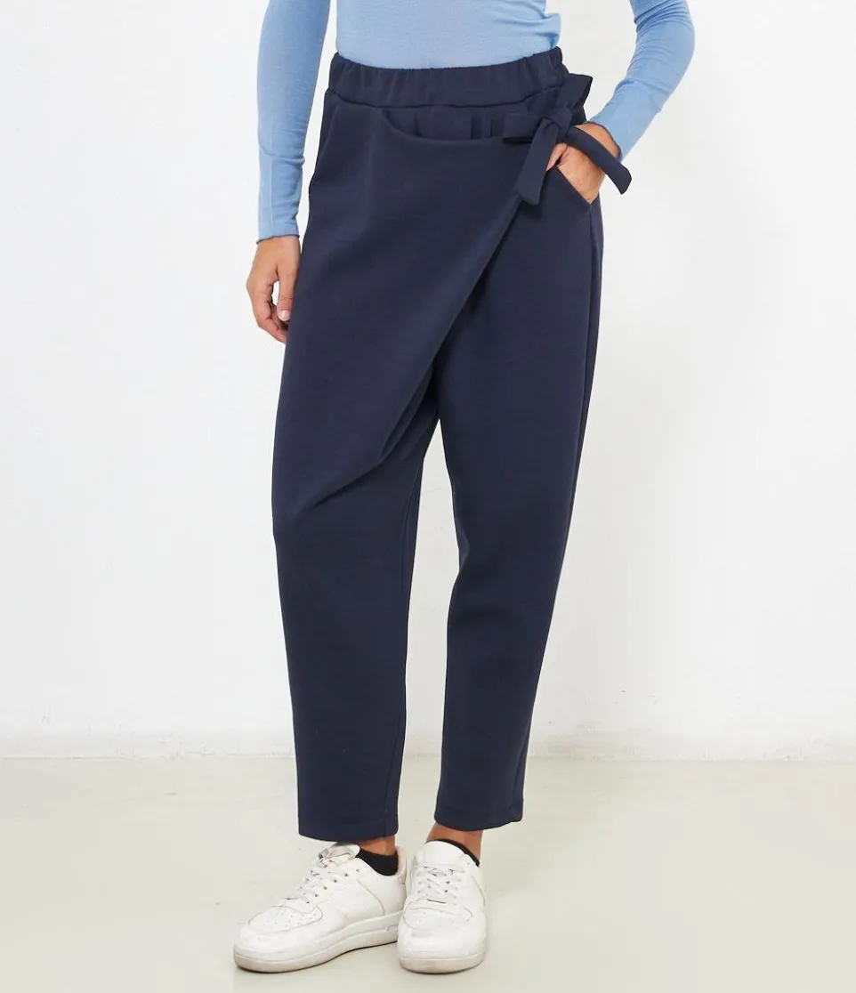 Pantaloni con patta