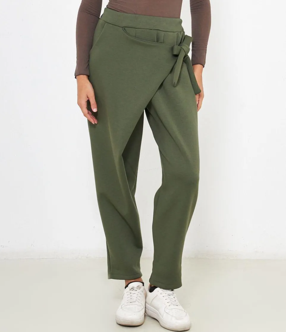 Pantaloni con patta