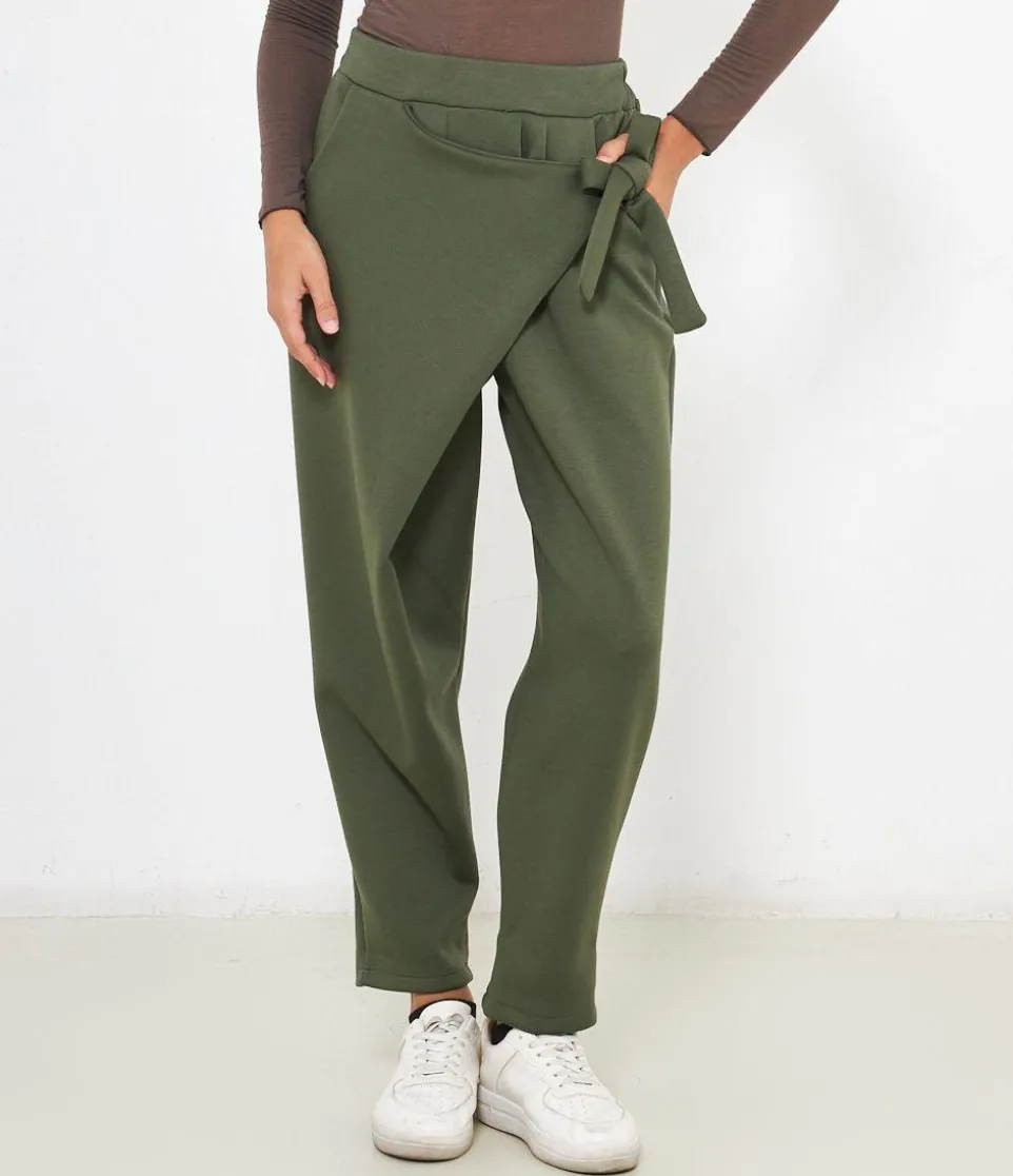 Pantaloni con patta