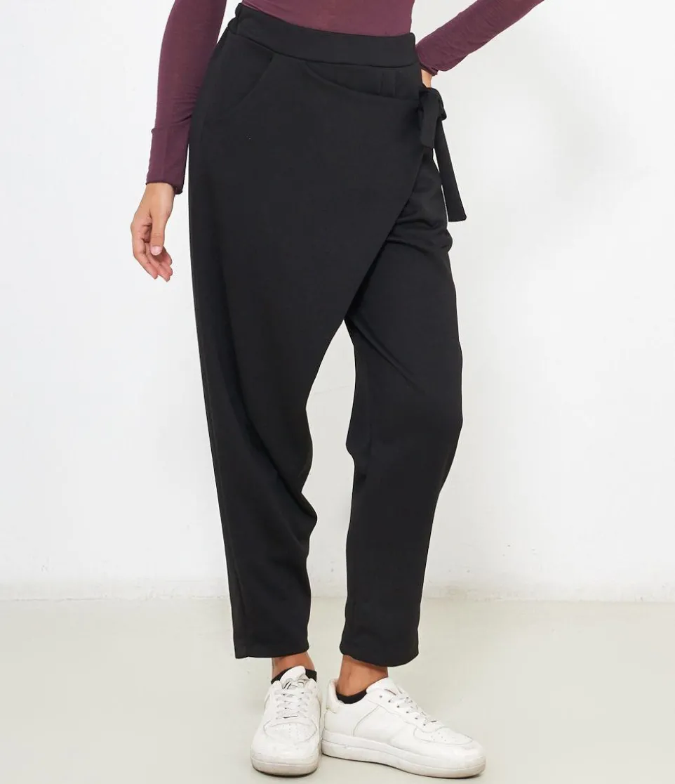Pantaloni con patta