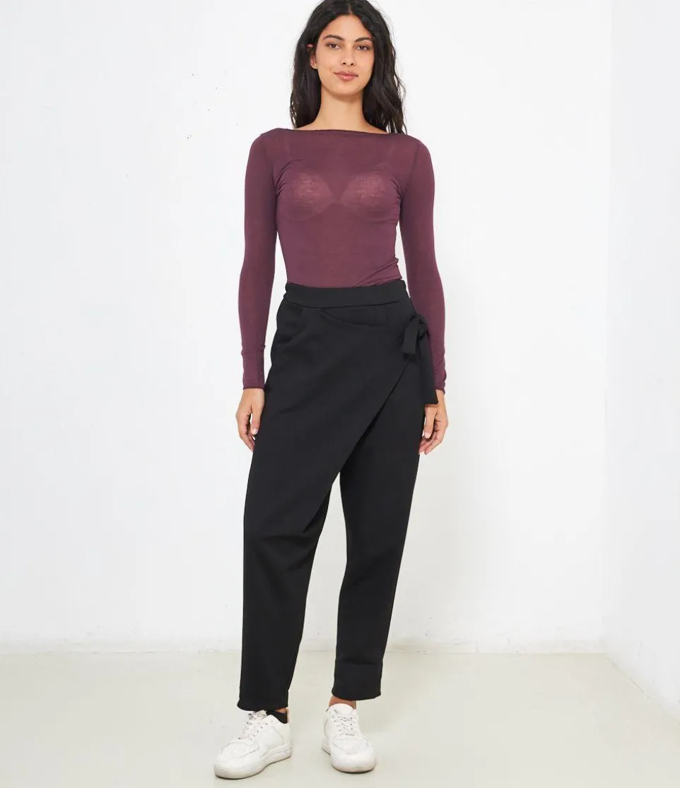 Pantaloni con patta