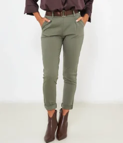 Pantaloni con risvolti
