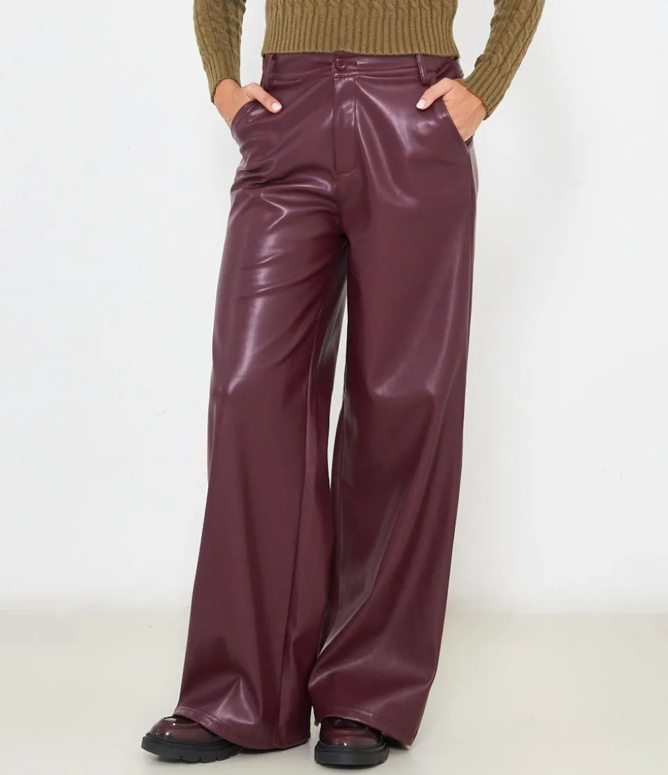 Pantaloni effetto pelle