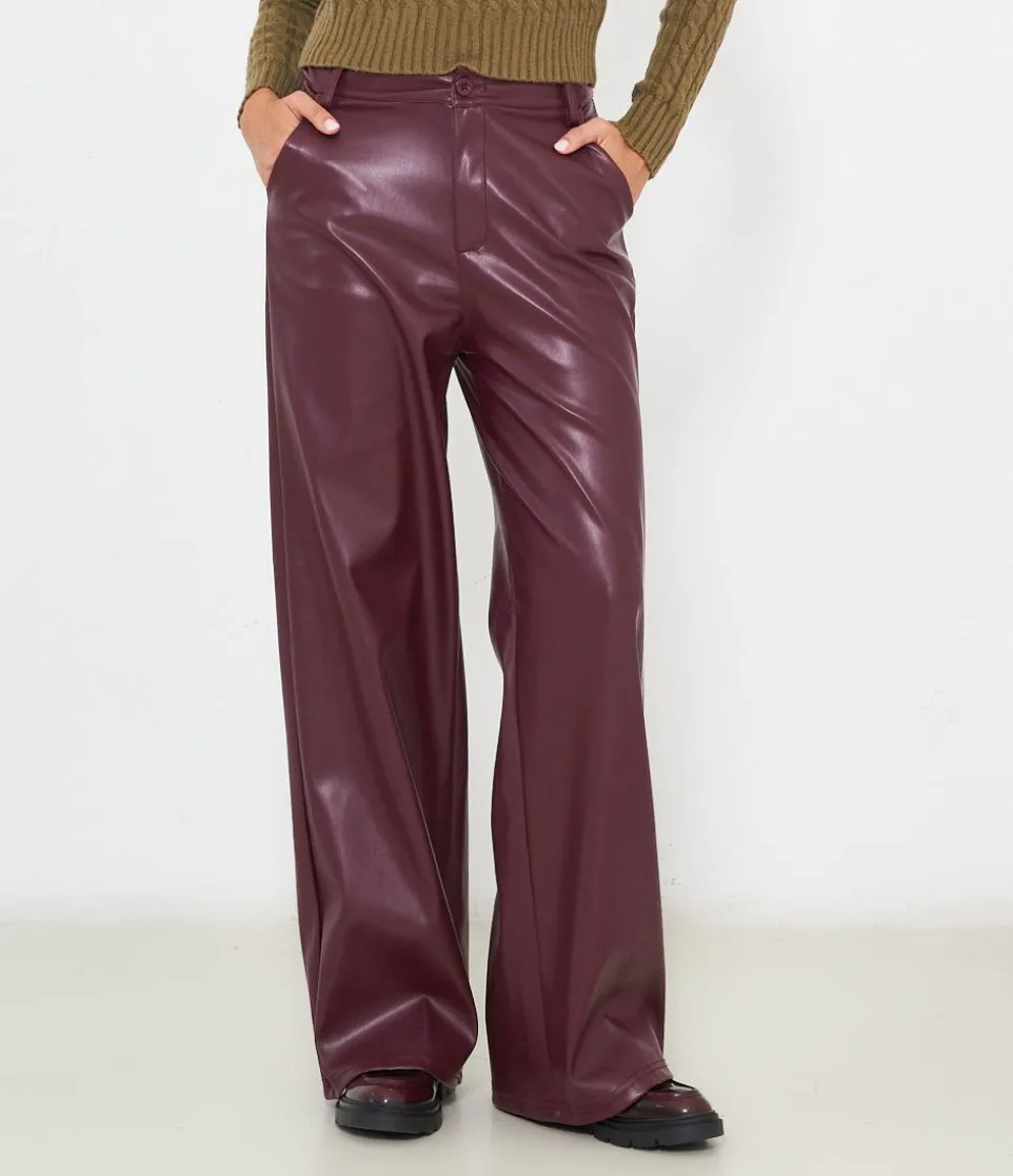 Pantaloni effetto pelle