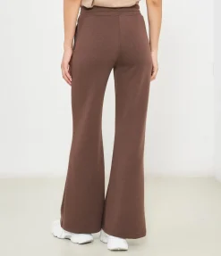 Pantaloni flare