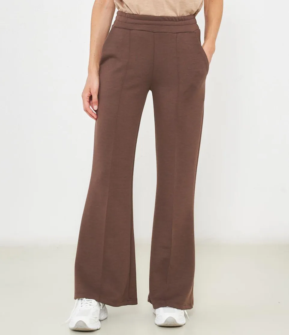 Pantaloni flare