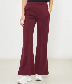 Pantaloni flare