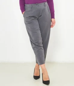 Pantaloni modello classico