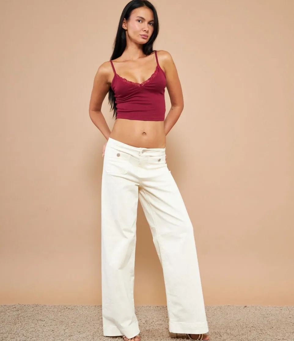 Top crop con pizzo