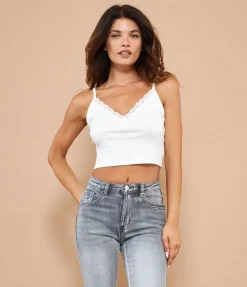 Top crop con pizzo